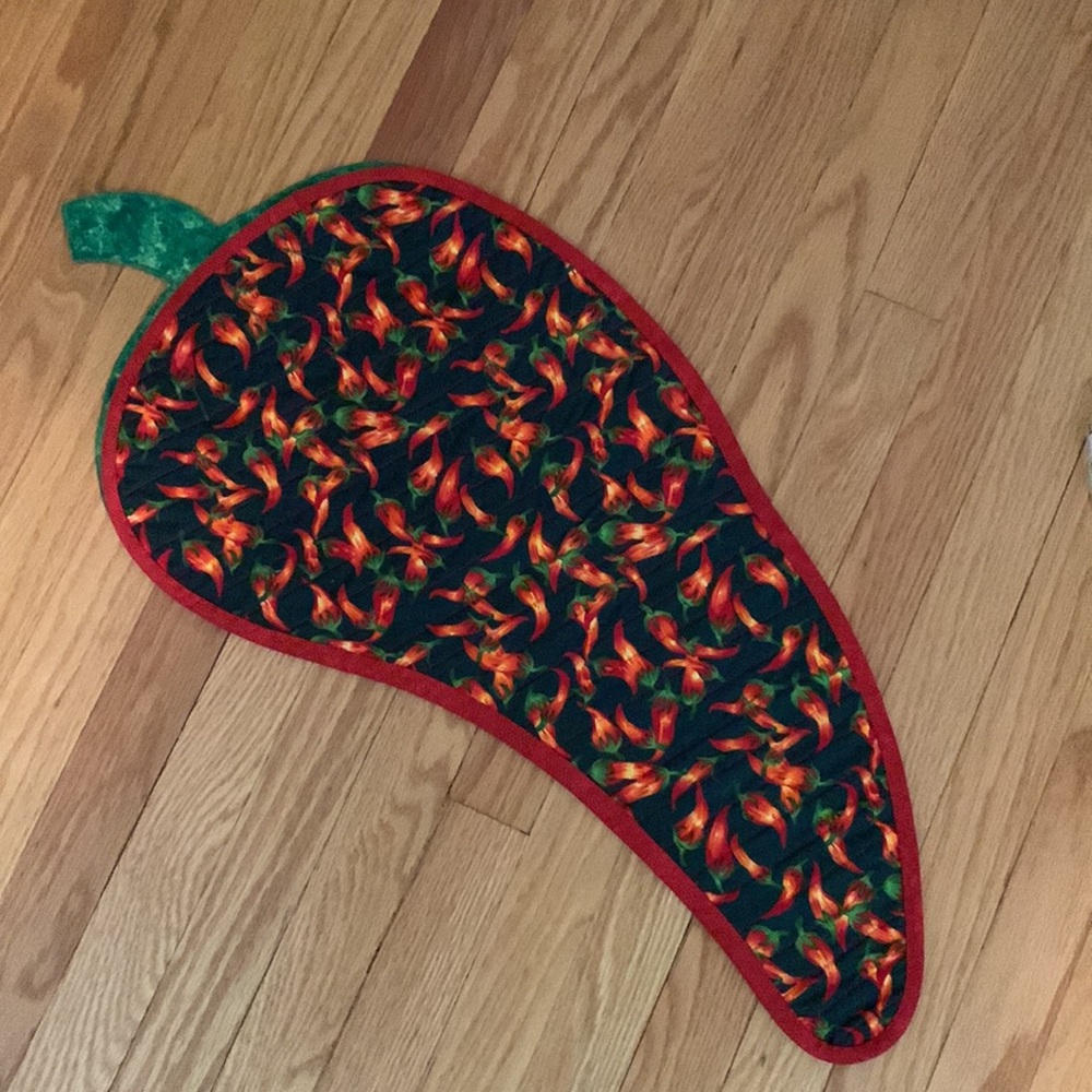 Handmade pepper 🌶 table runner - Picture 5 of 5